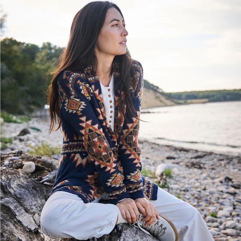 Faherty B. Yellowtail Lodge Cardigan